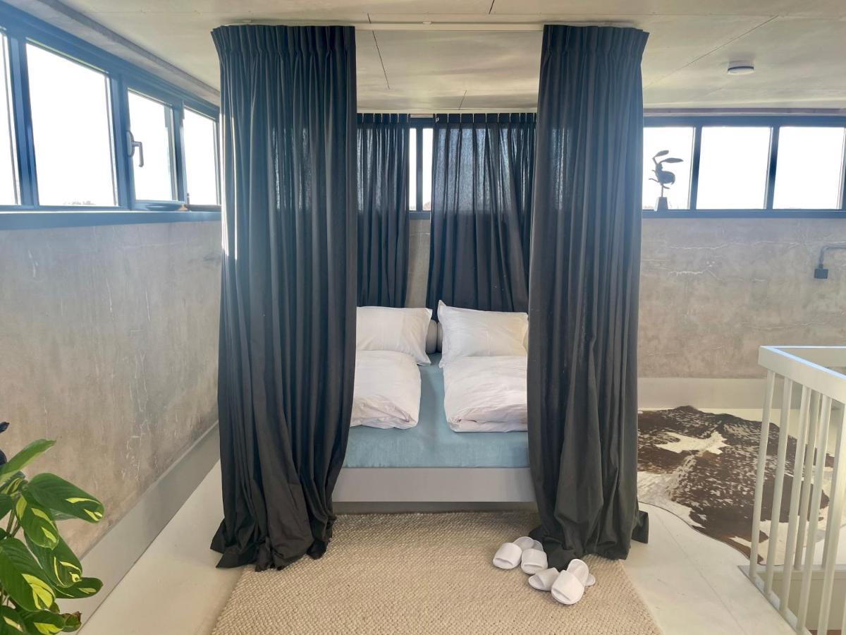 Kamer met Kingsize Bed en Balkon